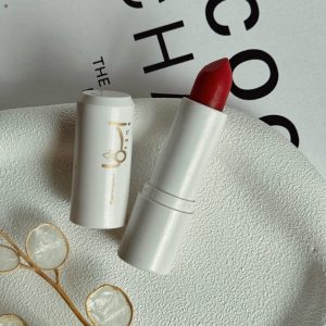 بالم لب رنگی توت فرنگی